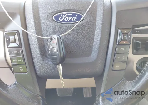 2017 Ford Expedition Xlt из США, поврежденный, VIN 1FMJU1HTXHEA18917